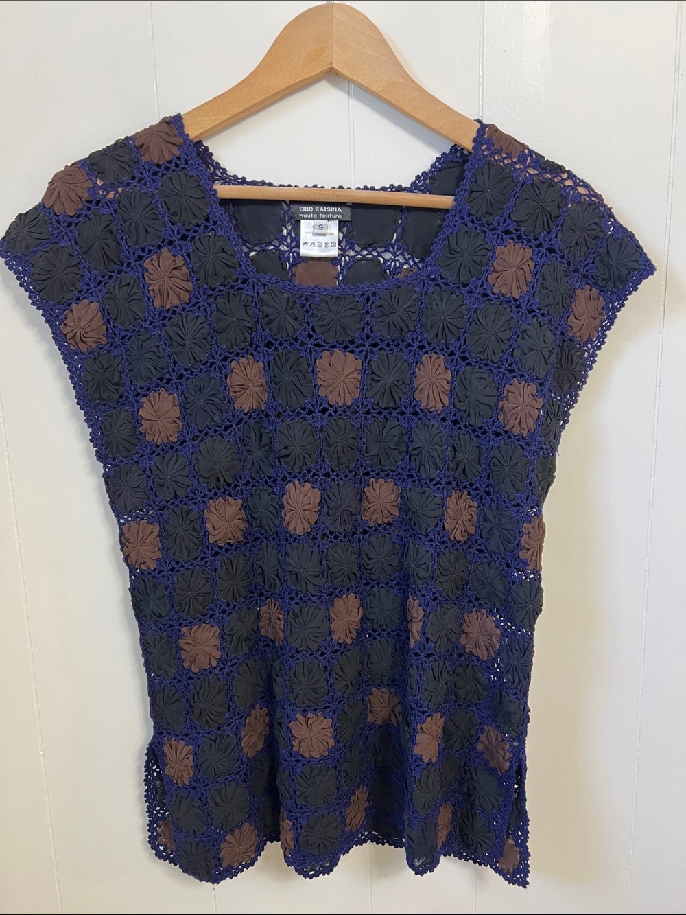 Eric Raisina Haute Texture Pure Silk Crochet Flower Motif Wearable Art Top SMALL